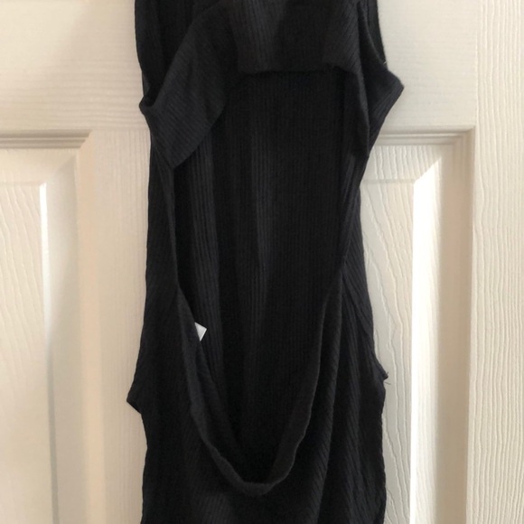 Top - Picture 4 of 4